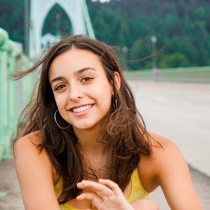 Meet your Posher, Marissa